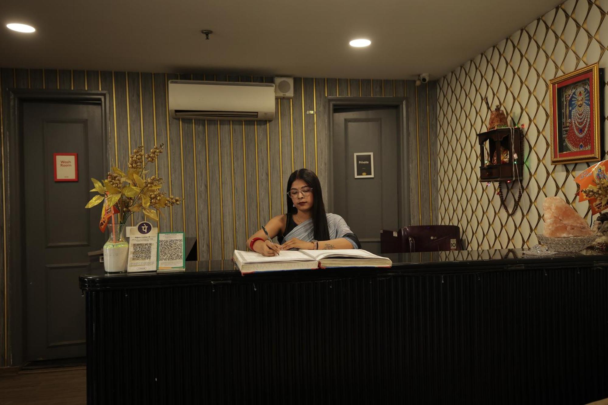 Hotel The Anvi Residency Sector 122 Нойда Екстер'єр фото